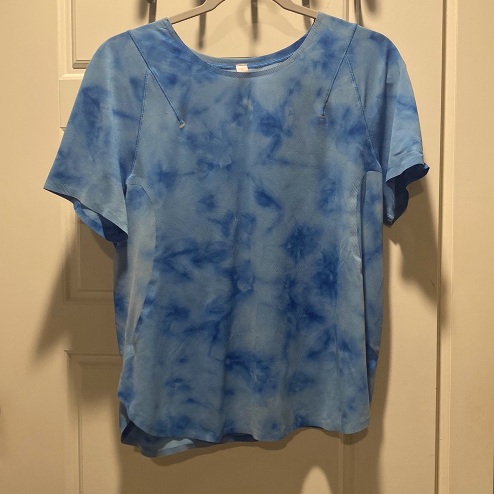 Lulu lemon blue tie dye lightweight run kit shirt size 12